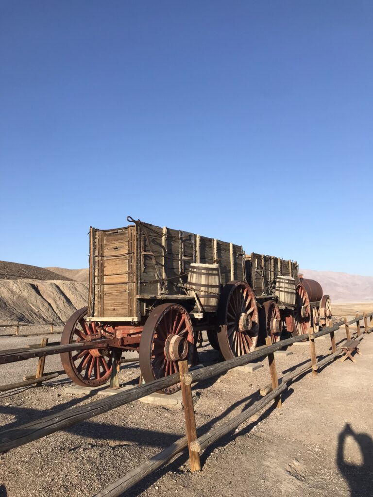 Carro puxado pelos burros